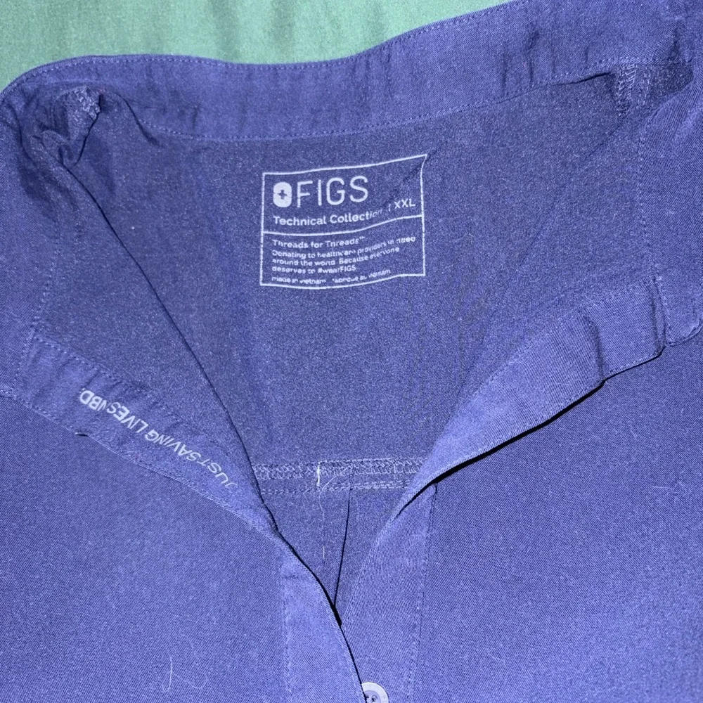 Figs-Navy Rafaela - Picture 1 of 2